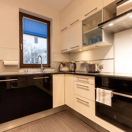 Basha Premium 2 Zoppot