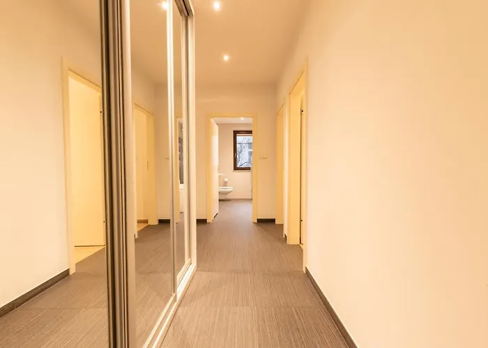 Basha Premium 2 Sopot